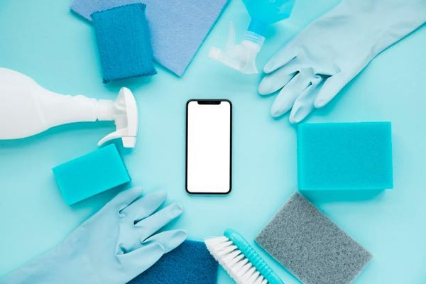Covid-19: The safest way to clean our smartphone
